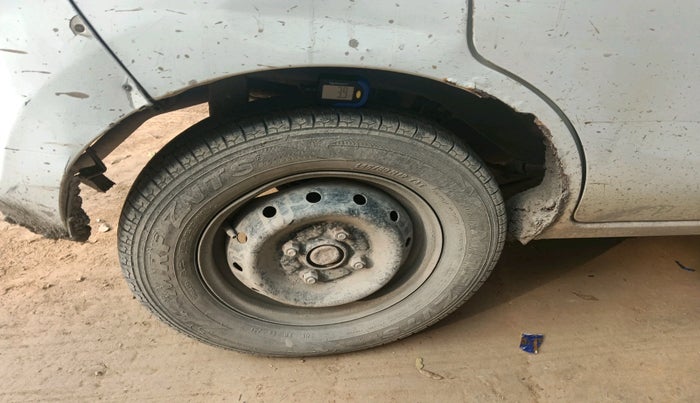 2021 Maruti Alto LXI CNG, Petrol, Manual, 1,67,502 km, tyre