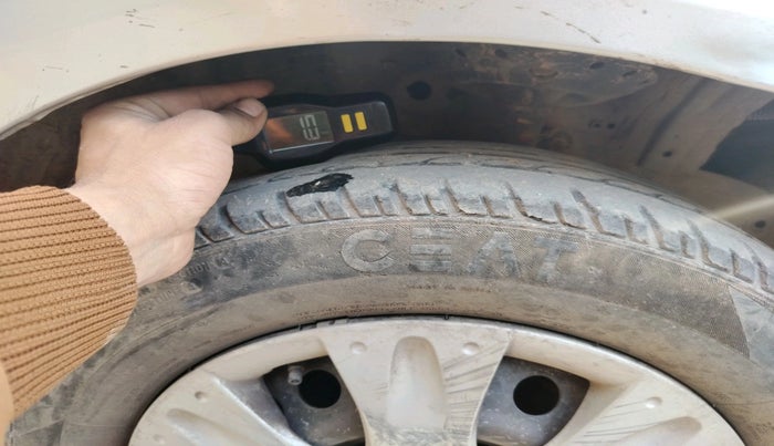 2012 Honda Brio S MT, Petrol, Manual, 97,876 km, tyre