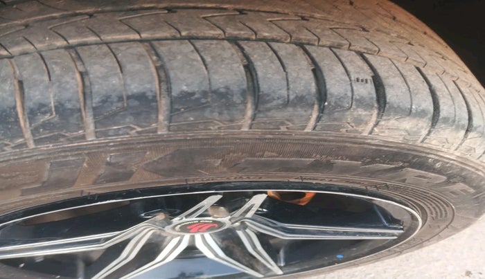 2024 Maruti FRONX DELTA 1.2 AGS, Petrol, Automatic, 48,943 km, tyre