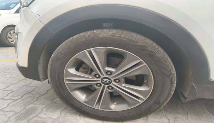 2016 Hyundai Creta SX PLUS AT 1.6 PETROL, Petrol, Automatic, 65,207 km, tyre