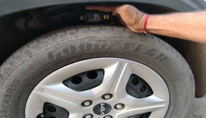 2023 KIA SELTOS HTE 1.5D IMT, Diesel, Manual, 50,895 km, tyre