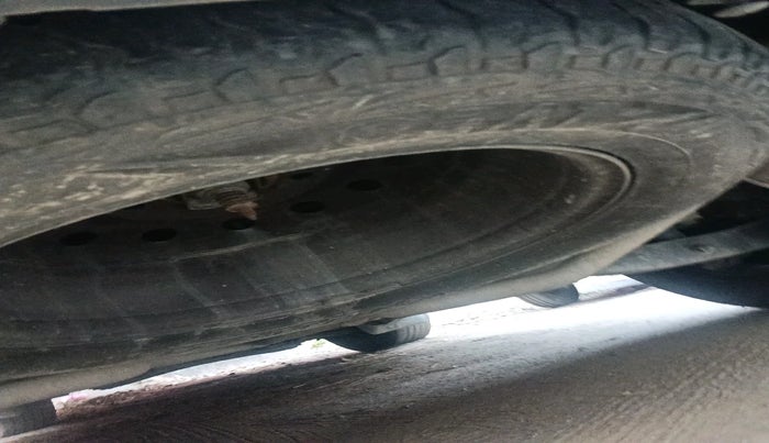 2014 Mahindra XUV500 W6, Diesel, Manual, 1,68,453 km, tyre