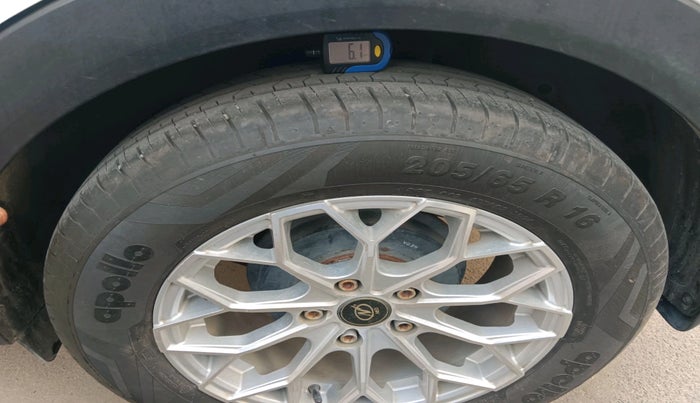 2018 Hyundai Creta E PLUS 1.4 DIESEL, Diesel, Manual, 80,758 km, tyre