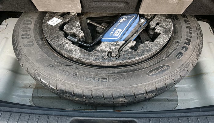 2018 Hyundai Creta E PLUS 1.4 DIESEL, Diesel, Manual, 80,758 km, tyre