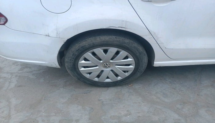 2013 Volkswagen Vento COMFORTLINE DIESEL 1.6, Diesel, Manual, 1,70,093 km, tyre