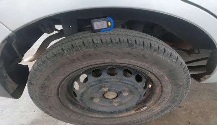 2015 Maruti Alto 800 LXI, Petrol, Manual, 76,543 km, tyre