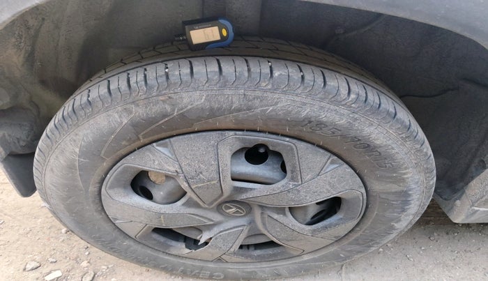 2022 Tata PUNCH ADVENTURE MT, Petrol, Manual, 34,059 km, tyre