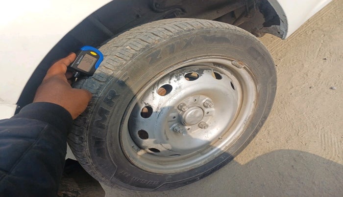 2019 Tata Tiago XE PETROL, Petrol, Manual, 1,20,216 km, tyre