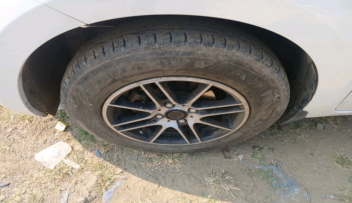 2019 Maruti Swift ZXI AMT, Petrol, Automatic, 71,035 km, tyre