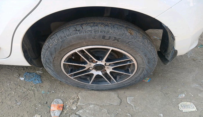 2019 Maruti Swift ZXI AMT, Petrol, Automatic, 71,035 km, tyre