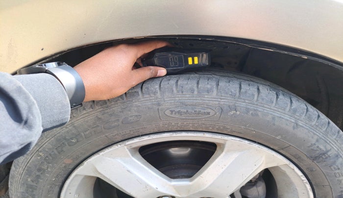 2012 Honda City 1.5L I-VTEC S MT, Petrol, Manual, 1,10,184 km, tyre