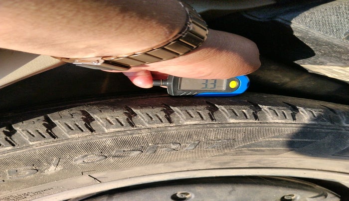 2014 Renault Koleos 4x4 MT, Diesel, Manual, 64,311 km, tyre