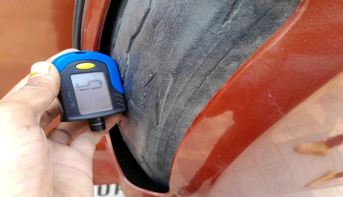 2017 Mahindra TUV300 T8, Diesel, Manual, 89,448 km, tyre