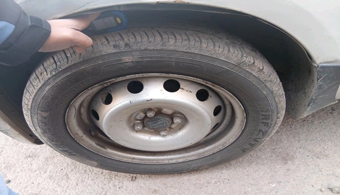 2017 Maruti IGNIS SIGMA 1.2, Petrol, Manual, 86,174 km, tyre