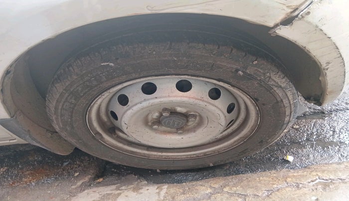 2017 Maruti IGNIS SIGMA 1.2, Petrol, Manual, 86,174 km, tyre