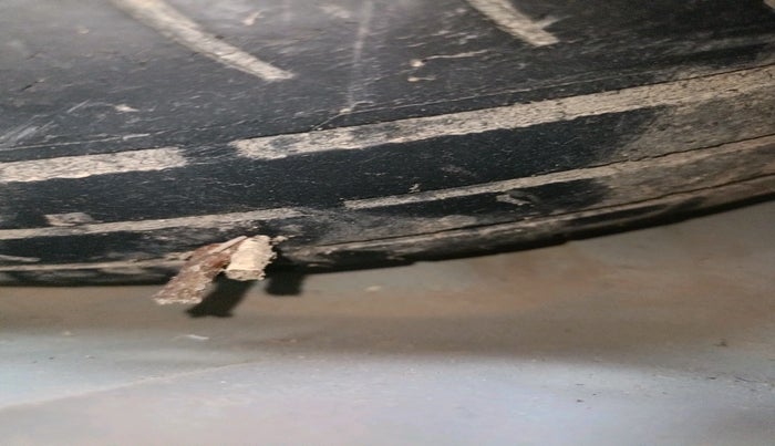 2022 Maruti Swift VXI, Petrol, Manual, 55,979 km, tyre