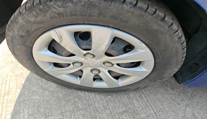 2012 Hyundai Eon MAGNA +, Petrol, Manual, 50,037 km, tyre