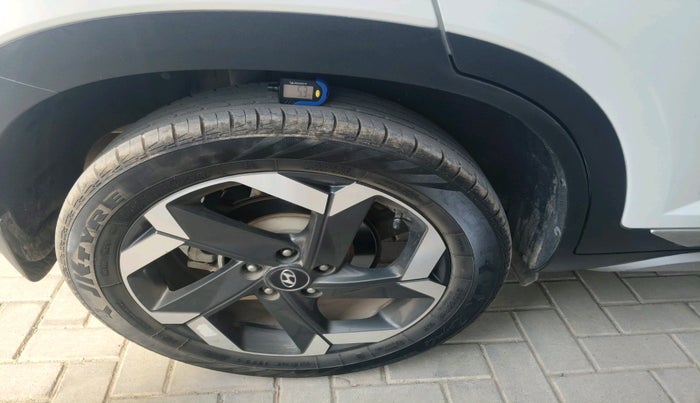 2022 Hyundai ALCAZAR PLATINUM 1.5 MT 7STR, Diesel, Manual, 55,000 km, tyre