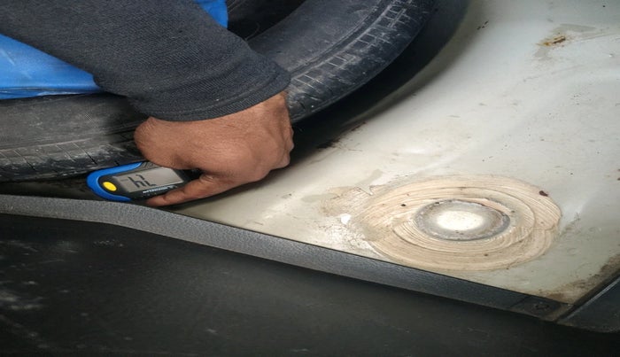 2016 Maruti Swift ZDI, Diesel, Manual, 1,35,361 km, tyre