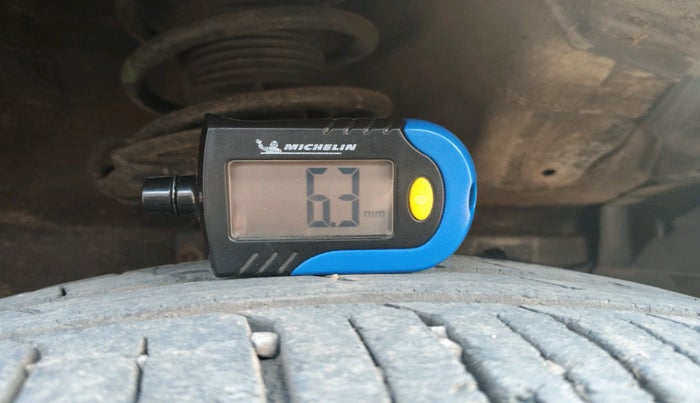 2016 Maruti Swift ZDI, Diesel, Manual, 1,35,361 km, tyre