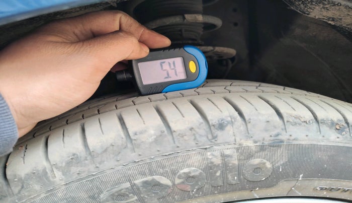 2023 Maruti Baleno ALPHA 1.2 AGS, Petrol, Automatic, 8,797 km, tyre