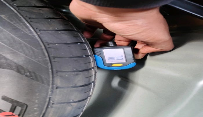 2023 Maruti Baleno ALPHA 1.2 AGS, Petrol, Automatic, 8,797 km, tyre