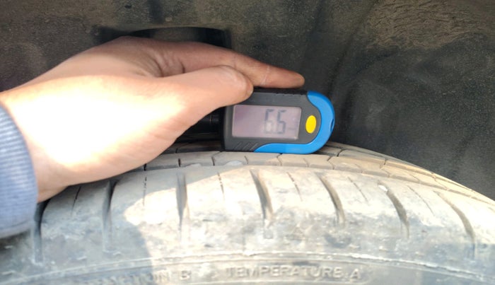 2023 Maruti Baleno ALPHA 1.2 AGS, Petrol, Automatic, 8,797 km, tyre