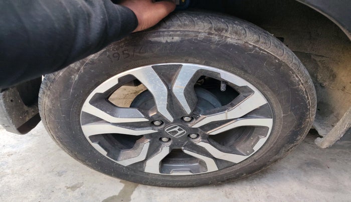 2018 Honda WR-V 1.5L I-DTEC VX MT, Diesel, Manual, 65,792 km, tyre