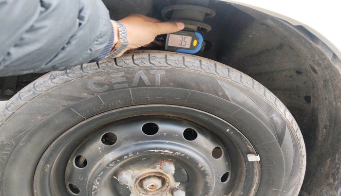 2017 Maruti Wagon R 1.0 LXI CNG, Petrol, Manual, 92,937 km, tyre