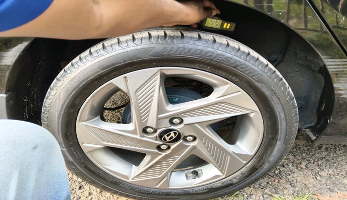 2021 Hyundai Verna SX 1.5 VTVT, Petrol, Manual, 33,577 km, tyre