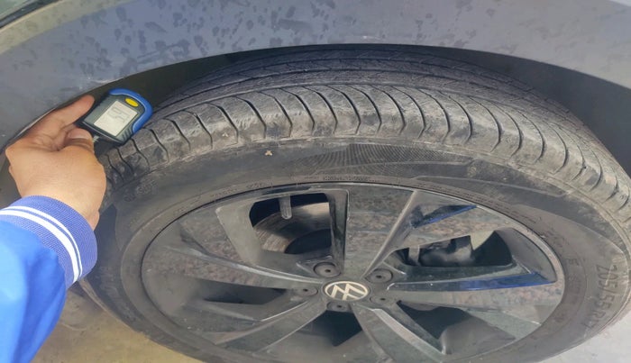 2025 Volkswagen TAIGUN GT Line 1.0L TSI AT, Petrol, Automatic, 11,105 km, tyre