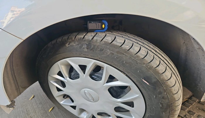 2015 Ford Figo Aspire TREND 1.5 DIESEL, Diesel, Manual, 1,15,810 km, tyre