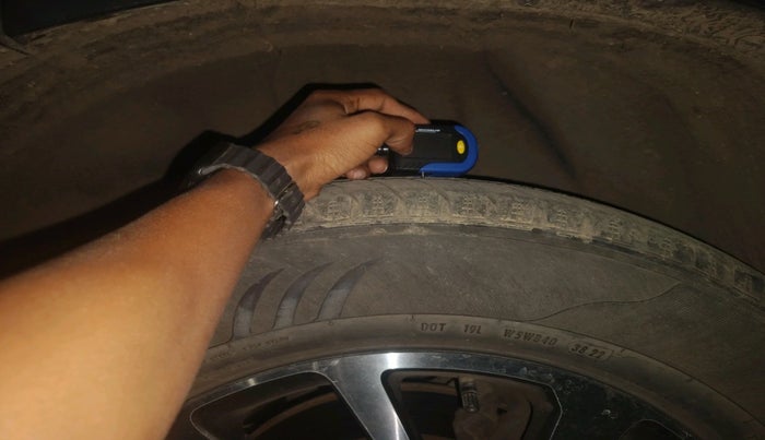 2022 Mahindra SCORPIO-N Z8 L PETROL AT 7 STR, Petrol, Automatic, 13,668 km, tyre