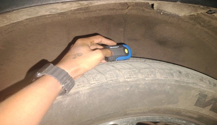 2022 Mahindra SCORPIO-N Z8 L PETROL AT 7 STR, Petrol, Automatic, 13,668 km, tyre