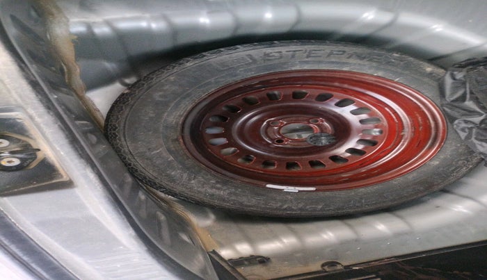 2021 Renault Kiger RXT AMT, Petrol, Automatic, 40,691 km, tyre