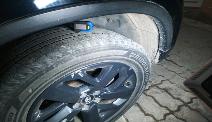 2022 Tata Safari XTA PLUS, Diesel, Automatic, 43,429 km, tyre