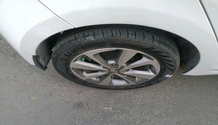 2015 Hyundai Elite i20 ASTA 1.2 (O), Petrol, Manual, 50,995 km, tyre