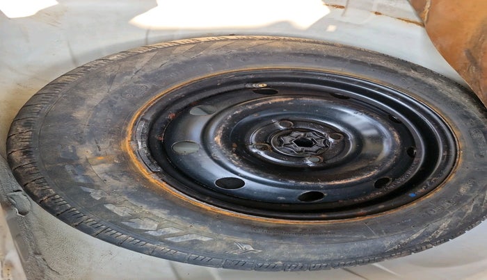 2014 Mahindra Verito 1.5 D6, Diesel, Manual, 95,662 km, tyre