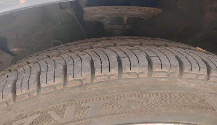 2014 Hyundai i20 SPORTZ 1.2, Petrol, Manual, 1,28,934 km, tyre