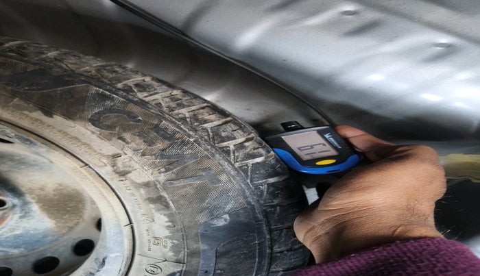 2024 Renault Kwid RXL(O) 1.0L, Petrol, Manual, 11,438 km, tyre