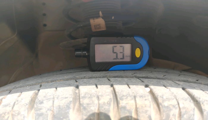 2023 Maruti Swift ZXI AMT, Petrol, Automatic, 21,316 km, tyre