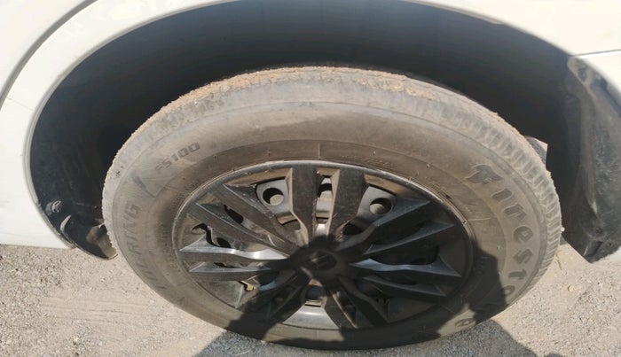 2019 Maruti Dzire VXI, Petrol, Manual, 54,708 km, tyre