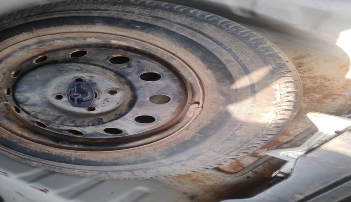 2019 Maruti Dzire VXI, Petrol, Manual, 54,708 km, tyre