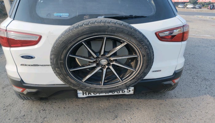 2017 Ford Ecosport TREND+ 1.5L DIESEL, Diesel, Manual, 97,235 km, tyre