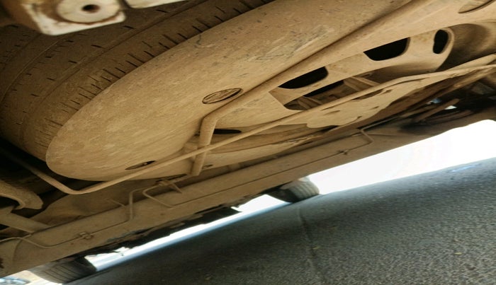 2014 Nissan Terrano XV D THP 110 PS, Diesel, Manual, 2,85,847 km, tyre