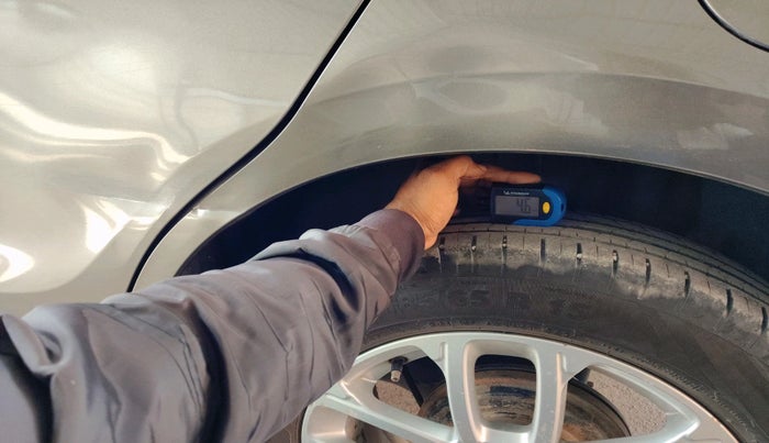 2018 Maruti Swift ZXI AMT, Petrol, Automatic, 89,009 km, tyre