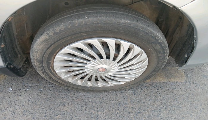 2022 Honda Amaze 1.2L I-VTEC S, Petrol, Manual, 67,089 km, tyre