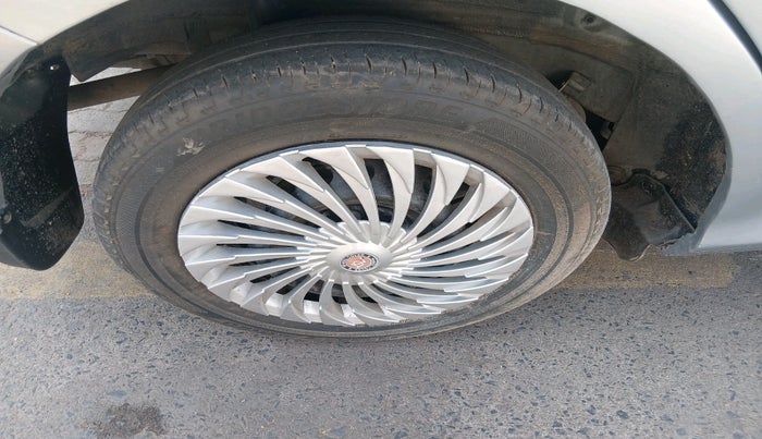 2022 Honda Amaze 1.2L I-VTEC S, Petrol, Manual, 67,089 km, tyre