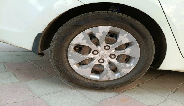 2014 Hyundai Xcent S 1.1 CRDI, Diesel, Manual, 1,51,069 km, tyre