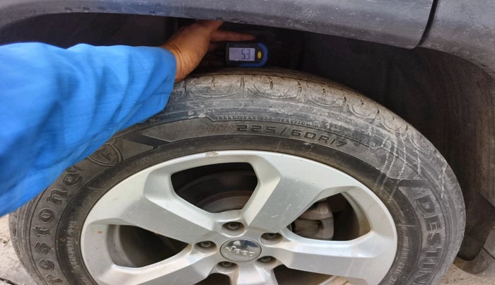 2017 Jeep Compass LONGITUDE (O) 2.0 DIESEL, Diesel, Manual, 49,000 km, tyre